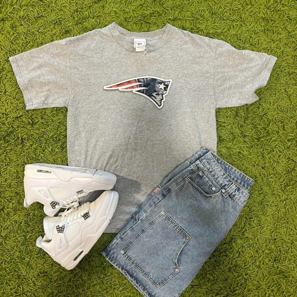 Vintage New England Patriots Shirt